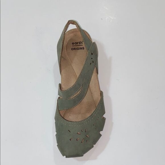 Earth Origins Shoes - Earth Origins Sage Green Bosk Brenda Flats with Perforated Design Size 8W